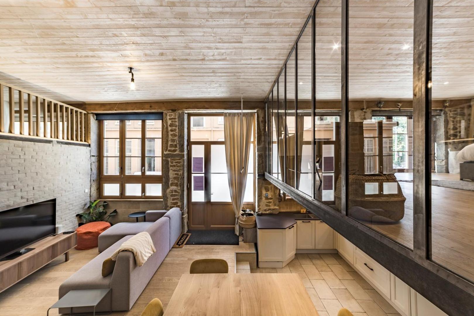 リヨンLe Duplex Des Pentes Ailアパートメント エクステリア 写真