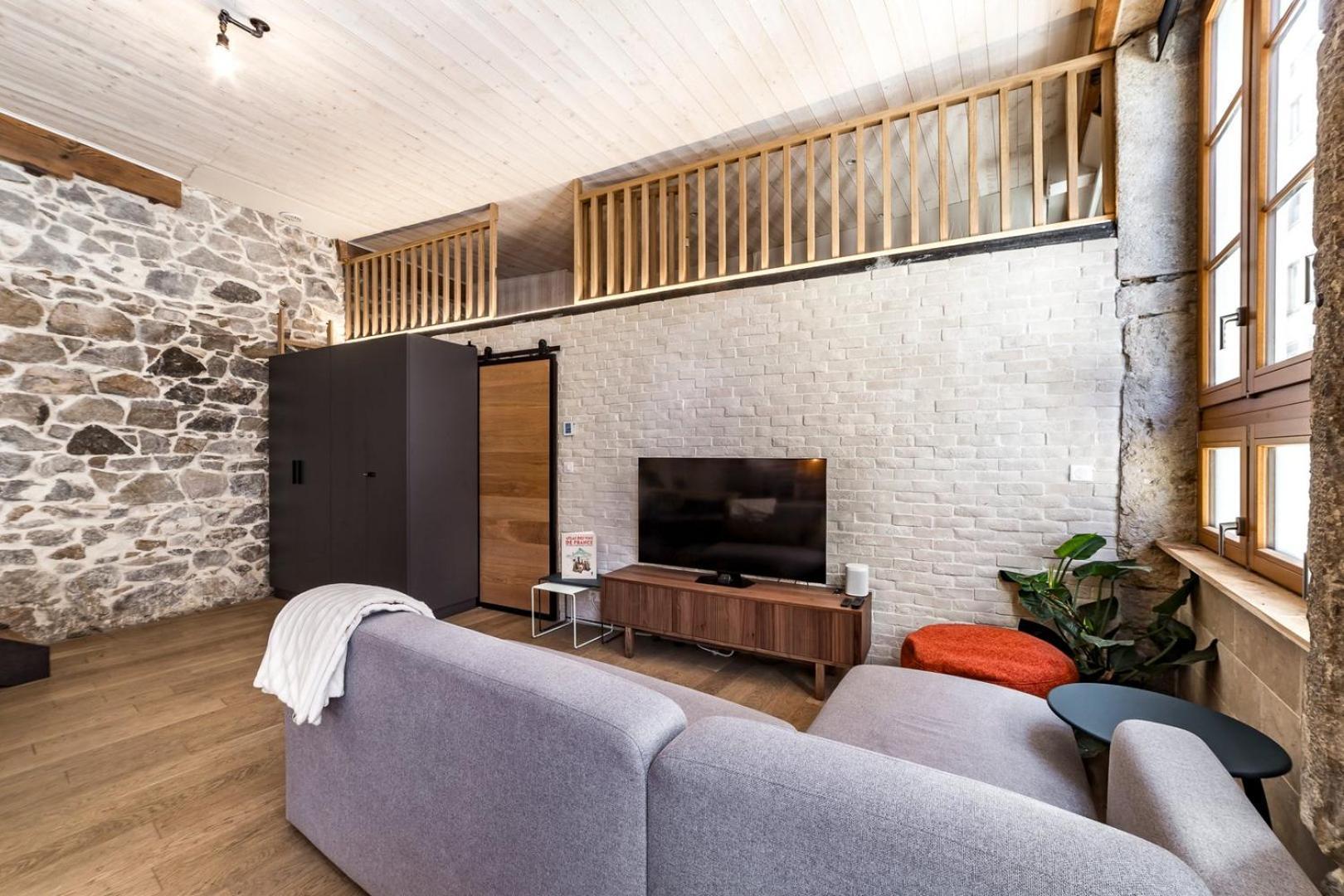 リヨンLe Duplex Des Pentes Ailアパートメント エクステリア 写真